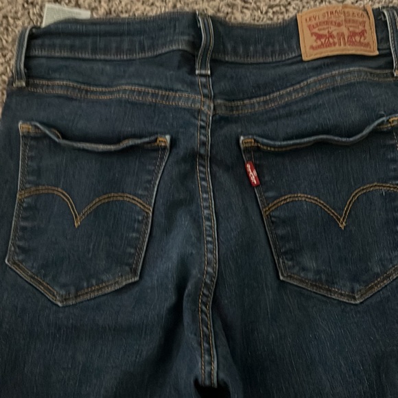 Levi jeans, skinny jeans - Picture 3 of 3